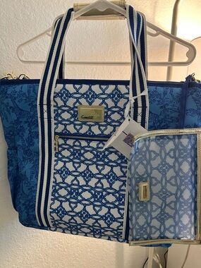 Lilly Pulitzer Blue & White Cooler Tote with Matching Pouch